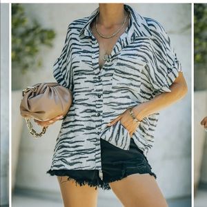 Vici Ozark zebra print button down blouse